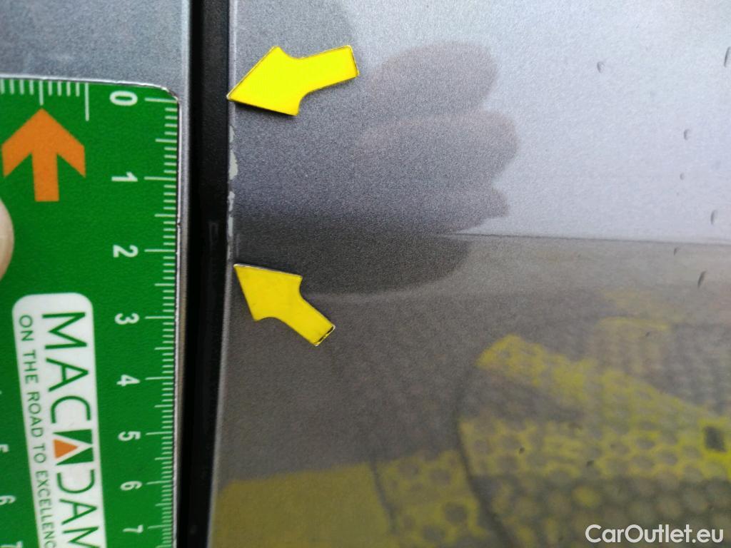  Mercedes  A-Klasse MERCEDES-BENZ Classe A Berline / 2018 / 4P / Berline A 250 e Business Line 8G-DCT #7