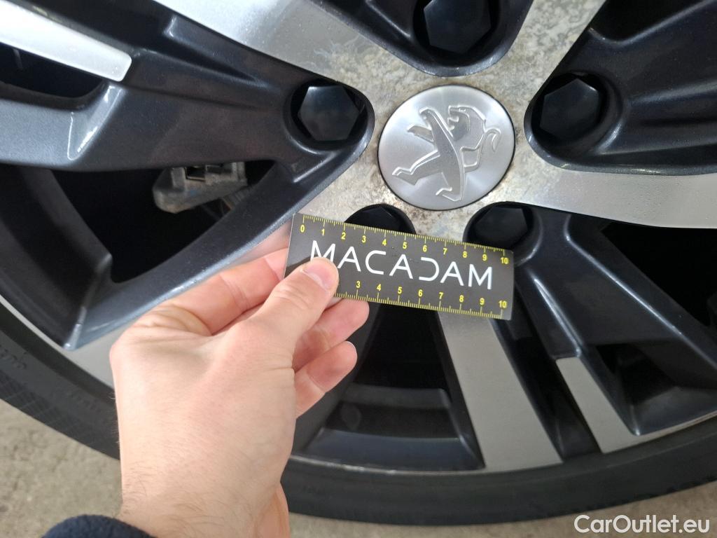  Peugeot  3008  Allure Business 1.5 HDi 130CV BVA8 E6d #32