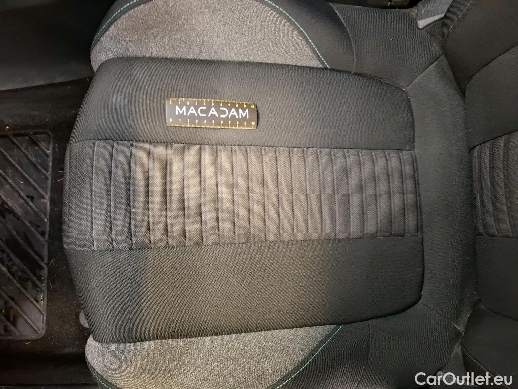  Peugeot  3008  II Active Pack 1.2 PureTech 130CV BVA8 E6d #2