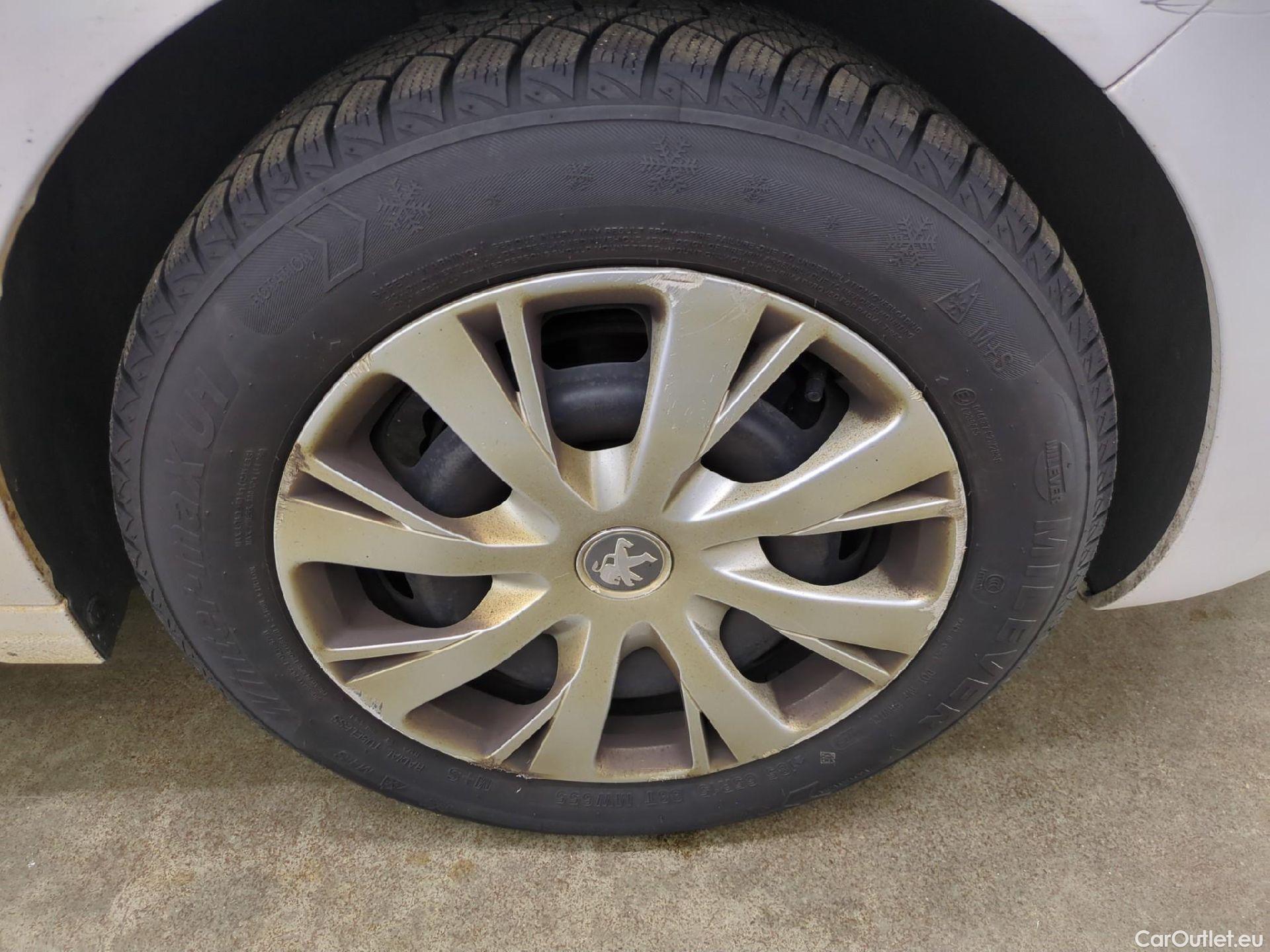  Peugeot  208  Active Business 1.2 80CV BVM5 E6dT #7