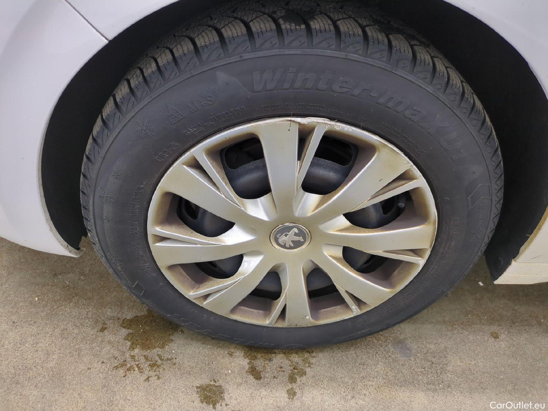  Peugeot  208  Active Business 1.2 80CV BVM5 E6dT #10