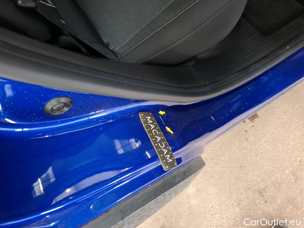  Renault  Captur  II Evolution 1.6 E-TECH Hybrid 145CV BVA6 E6d #1