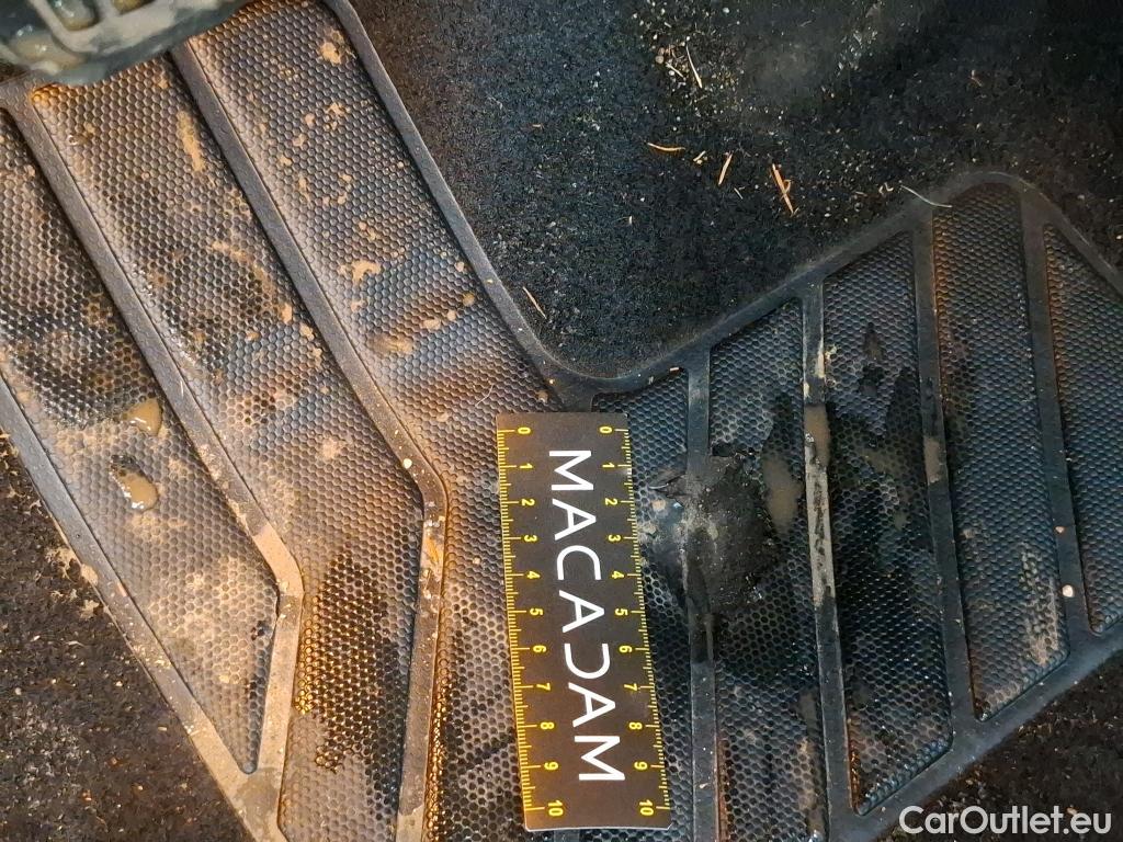  Peugeot  308  SW Allure 1.5 HDi 130CV BVM6 E6dT #23