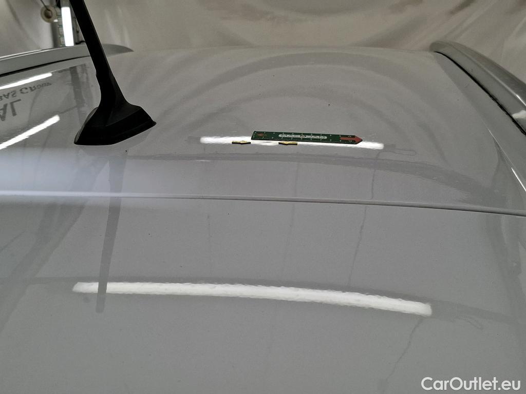  Renault  Megane  IV Estate Business 1.5 dCi 115CV BVA7 E6d / VO RECONDITIONNE - PHOTOS AVANT RECONDITIONNEMENT #6