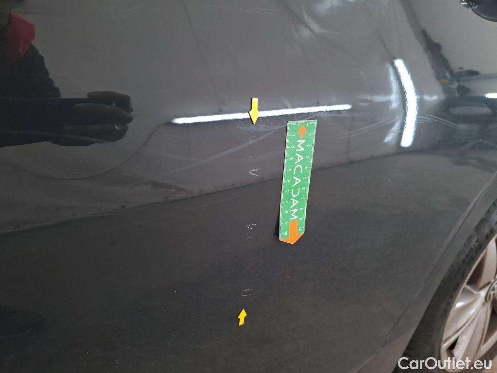  Volkswagen  Golf  VOLKSWAGEN / 2020 / 5P / Berline 1.0 eTSI OPF 110 DSG7 Life Business #33