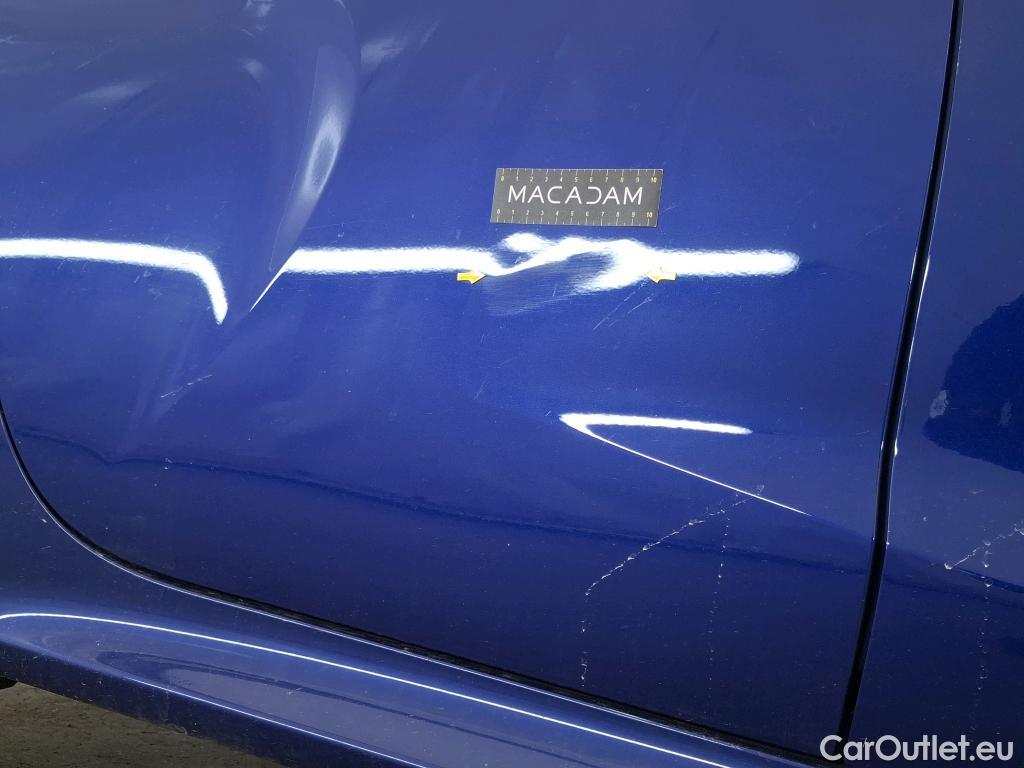  Toyota  Yaris TOYOTA  Hybride / 2019 / 5P / Berline Hybride 116h Dynamic Business Stage Acad #6