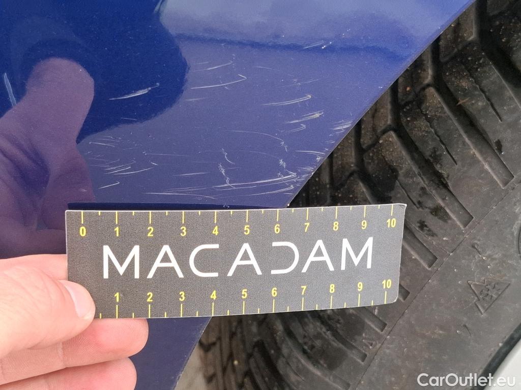  Toyota  Yaris TOYOTA  Hybride / 2019 / 5P / Berline Hybride 116h Dynamic Business Stage Acad #22