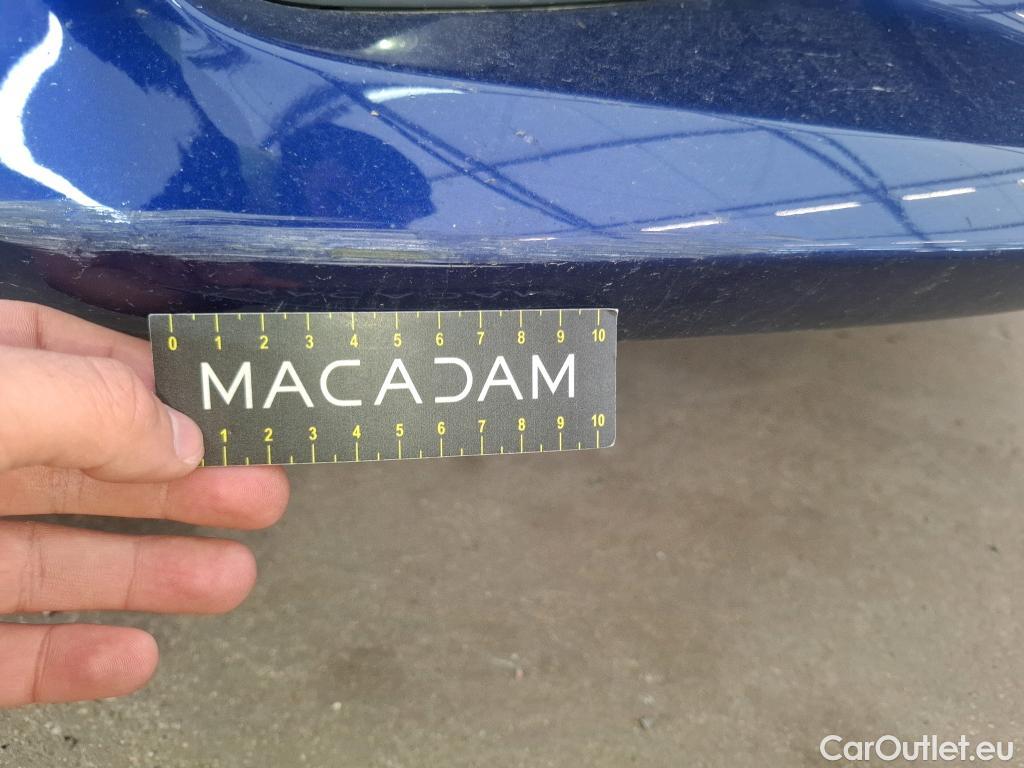  Toyota  Yaris TOYOTA  Hybride / 2019 / 5P / Berline Hybride 116h Dynamic Business Stage Acad #13