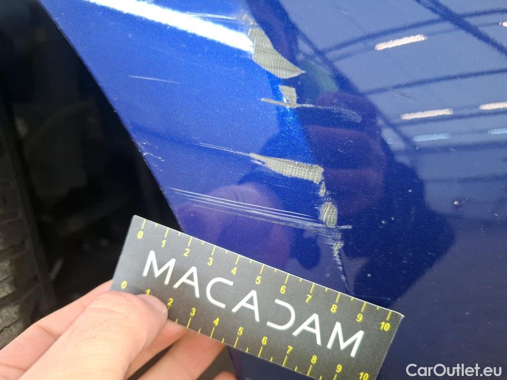  Toyota  Yaris TOYOTA  Hybride / 2019 / 5P / Berline Hybride 116h Dynamic Business Stage Acad #9