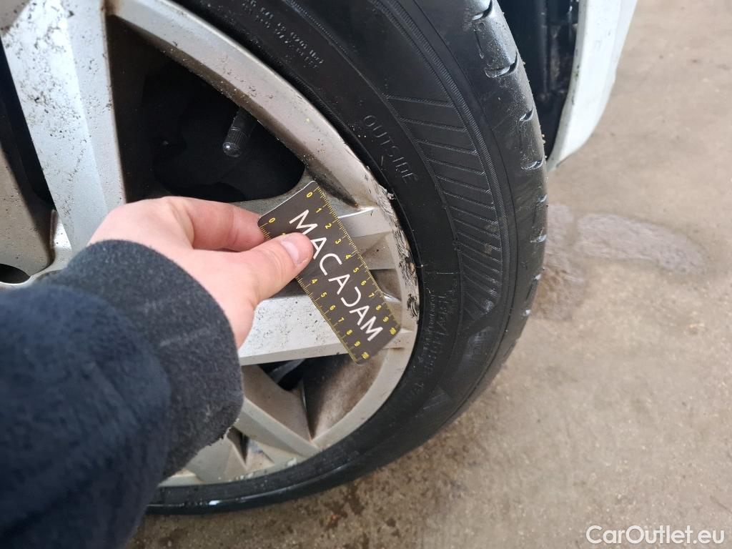  Renault  Clio  V Business 1.0 SCe 65CV BVM5 E6d #19