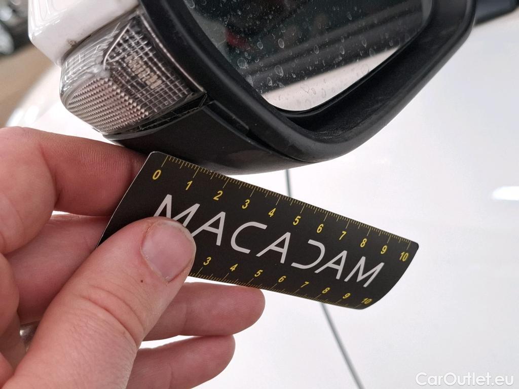  Toyota  Yaris TOYOTA  Hybride / 2019 / 5P / Berline Hybride 116h Dynamic Business Beyond Zer #27