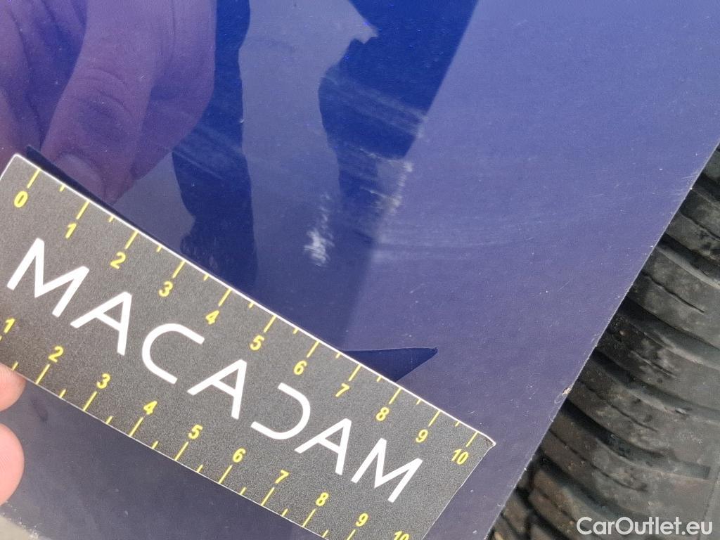  Toyota  Yaris TOYOTA  Hybride / 2019 / 5P / Berline Hybride 116h Dynamic Business Stage Acad #23