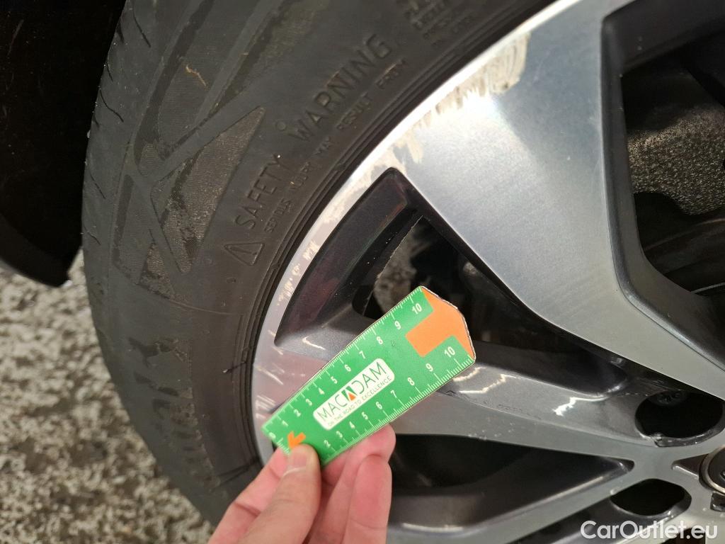  Renault  Megane RENAULT Mégane Berline 5p Berline Intens TCe 140 EDC FAP #21