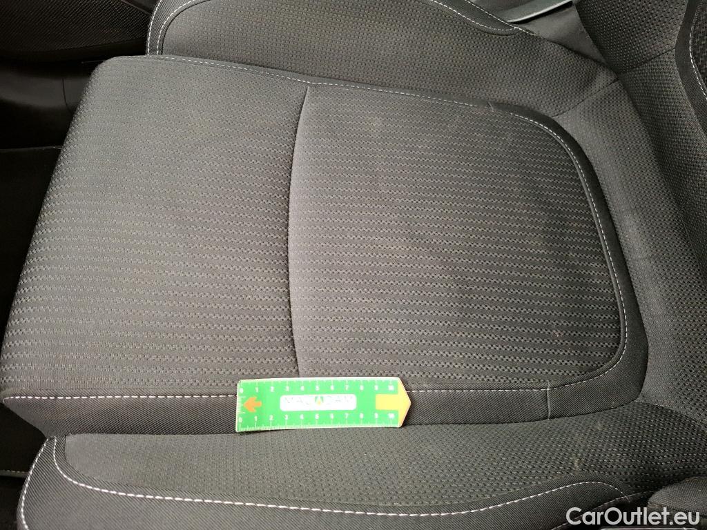  Renault  Megane  IV Estate Business 1.5 dCi 115CV BVA7 E6d / VO RECONDITIONNE - PHOTOS AVANT RECONDITIONNEMENT #7