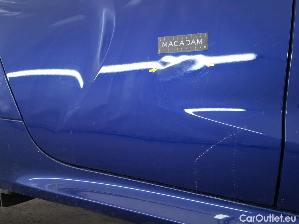  Toyota  Yaris TOYOTA  Hybride / 2019 / 5P / Berline Hybride 116h Dynamic Business Stage Acad #2