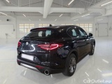 Alfa Romeo   STELVIO ALFA ROMEO / 2017 / 5P / SUV 2.2 TURBO DIESEL 190CV BUSINESS AT8 Q4 #2