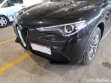  Alfa Romeo   STELVIO ALFA ROMEO / 2017 / 5P / SUV 2.2 TURBO DIESEL 190CV BUSINESS AT8 Q4 #32