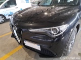  Alfa Romeo   STELVIO ALFA ROMEO / 2017 / 5P / SUV 2.2 TURBO DIESEL 190CV BUSINESS AT8 Q4 #30