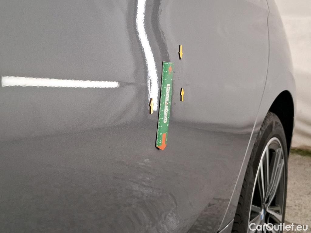  Bmw  Serie 1 BMW Série 1 / 2019 / 5P / Berline 116d DKG7 Business Design #19