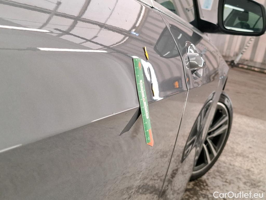  Bmw  Serie 1 BMW Série 1 / 2019 / 5P / Berline 116d DKG7 Business Design #22