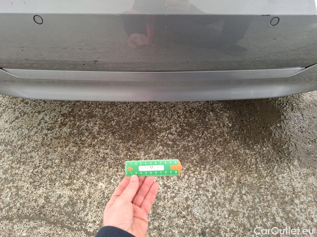  Bmw  Serie 1 BMW Série 1 / 2019 / 5P / Berline 116d DKG7 Business Design #27