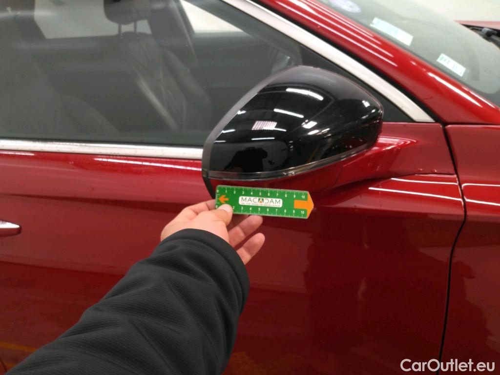  DS  DS7 DS DS 7 Crossback / 2017 / 5P / SUV E-TENSE 4x4 Grand Chic #32