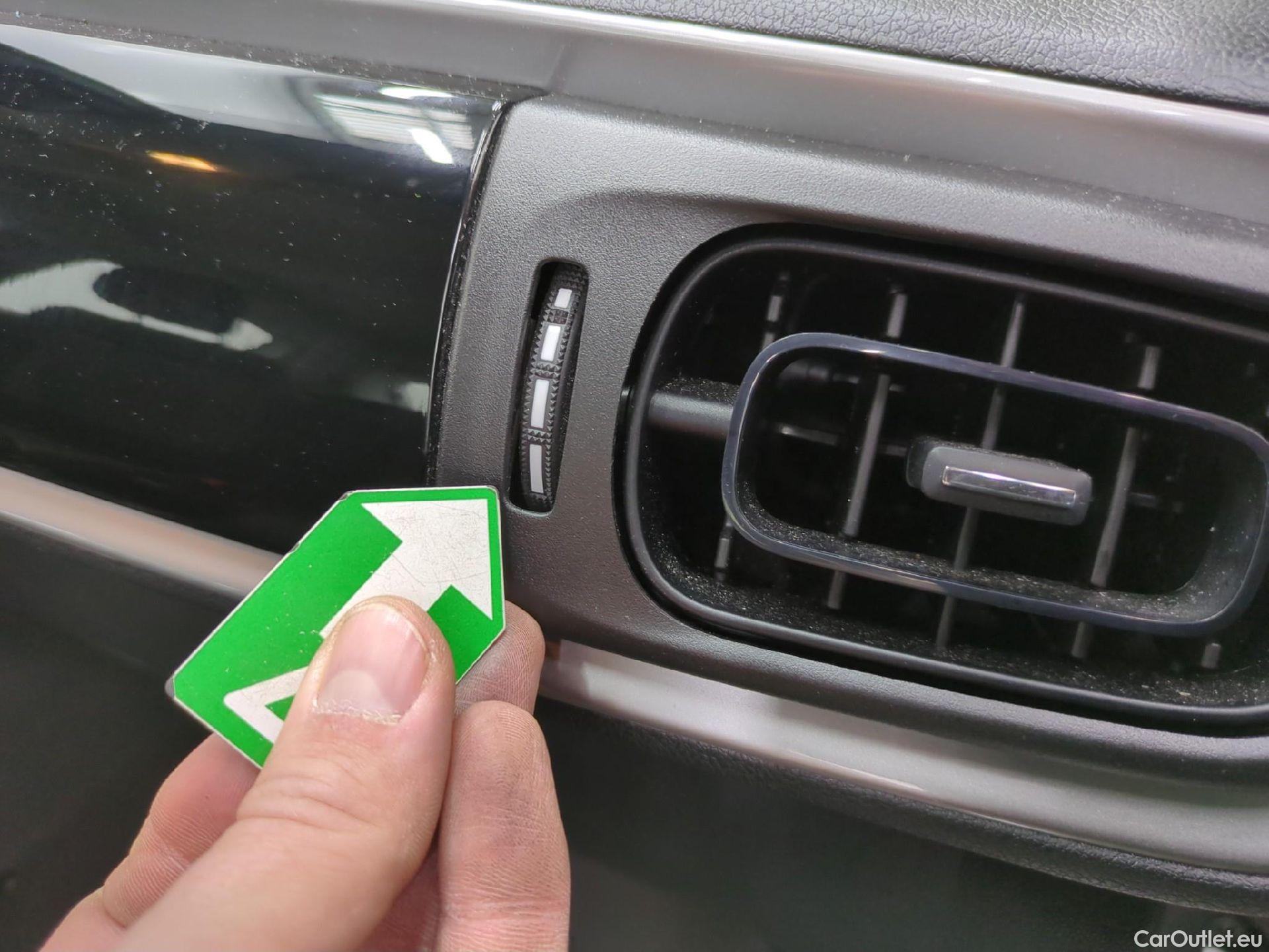  Citroen  C3  Société / 2020 / 5P / Berline / VU BlueHDi 100 S&S BVM6 Feel Nav #4