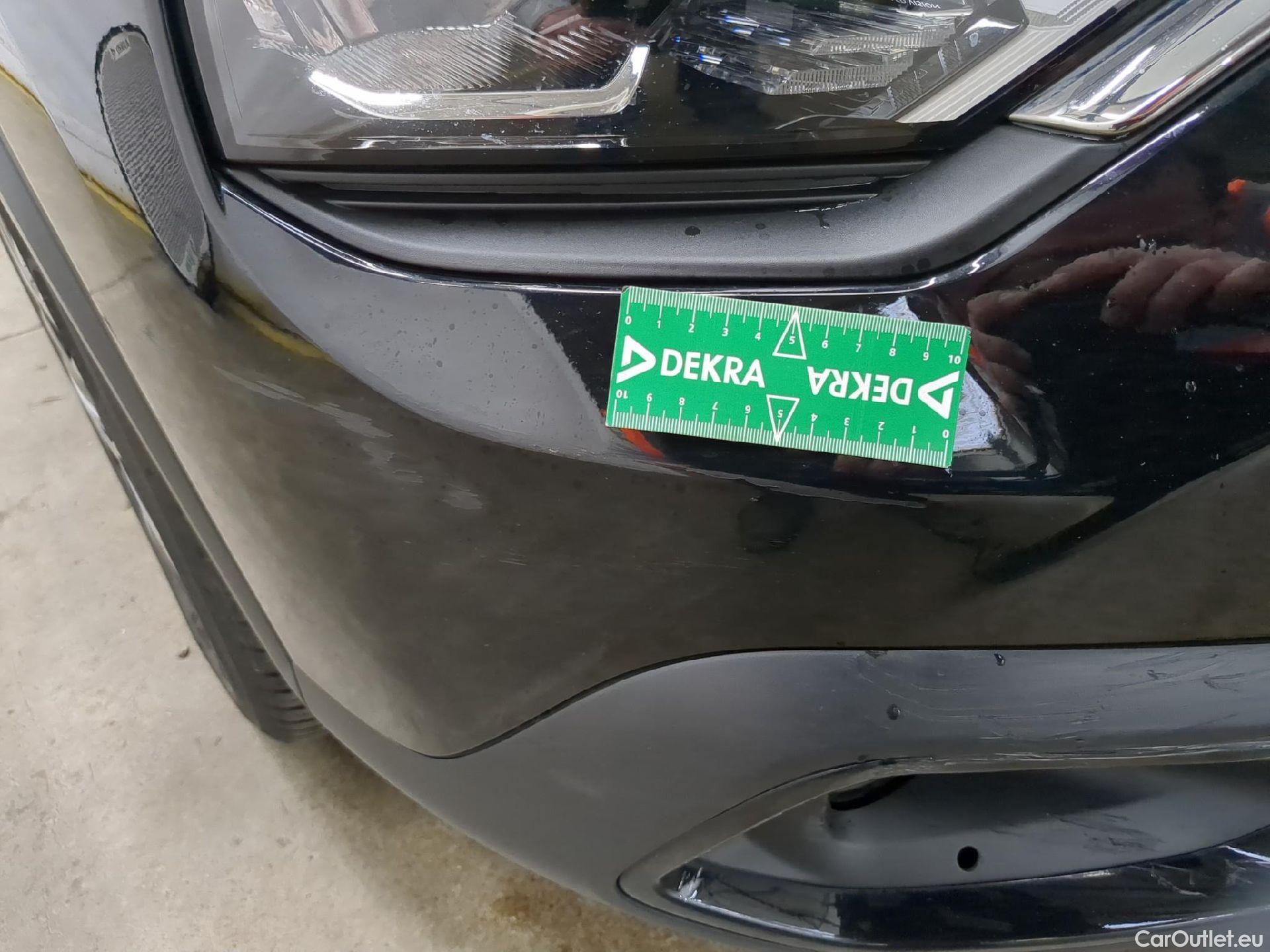  Citroen  C4  X Feel Pack 1.2 PureTech 130CV BVA8 6E #8