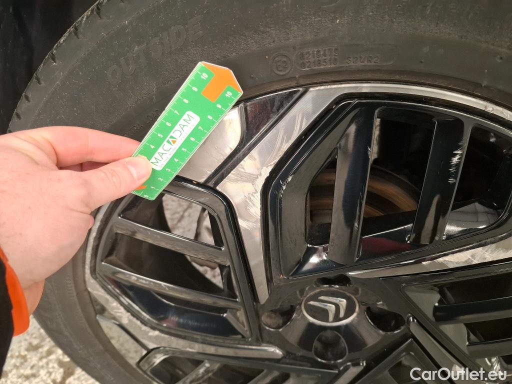  Citroen  C4  Berline Shine Pack 1.2 PureTech 130CV BVA8 E6d #28