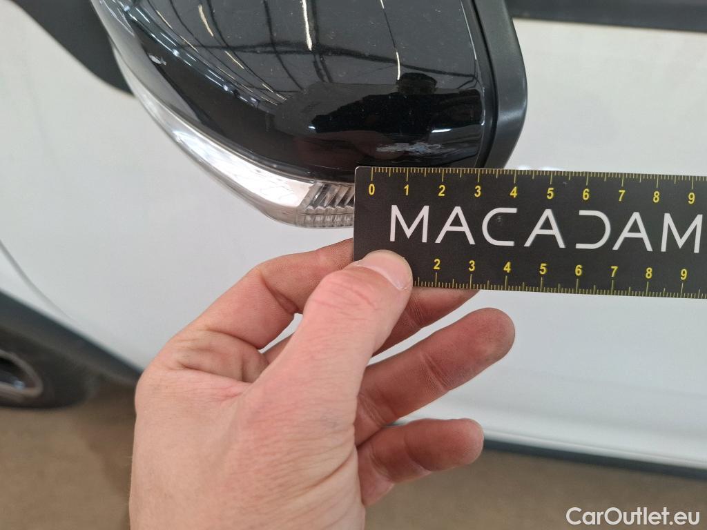  Citroen  C3  Feel Pack 1.2 PureTech 80CV BVM5 E6d #52