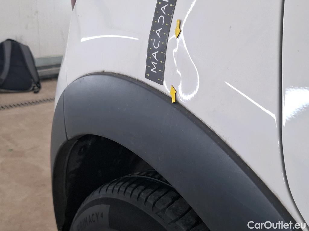  Citroen  C3  Feel Pack 1.2 PureTech 80CV BVM5 E6d #4