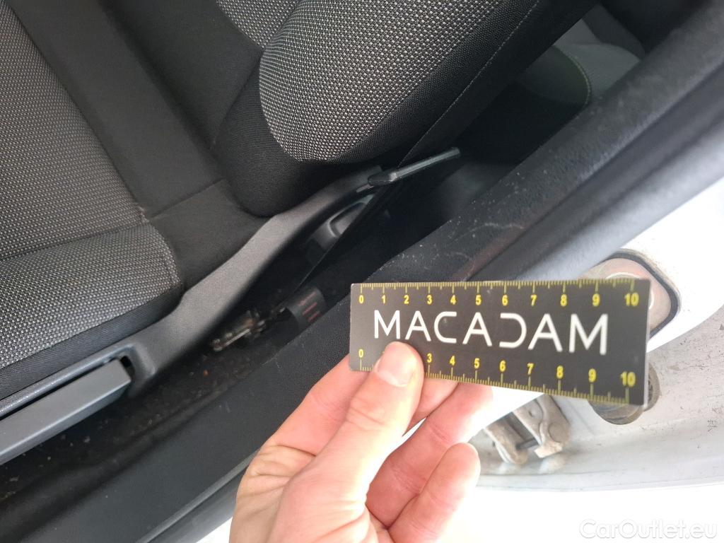  Citroen  C3  Feel Pack 1.2 PureTech 80CV BVM5 E6d #16