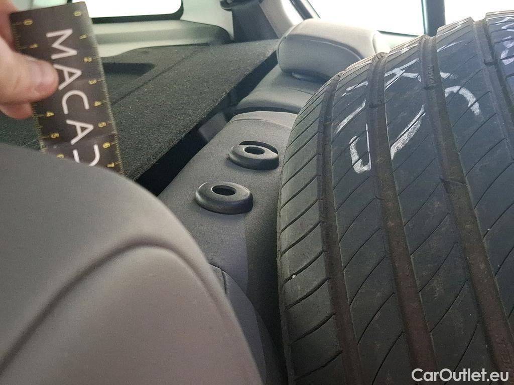  Citroen  C5 CITROEN  Aircross / 2022 / 5P / SUV Hybrid rechargeable 180 e-EAT8 Feel #2