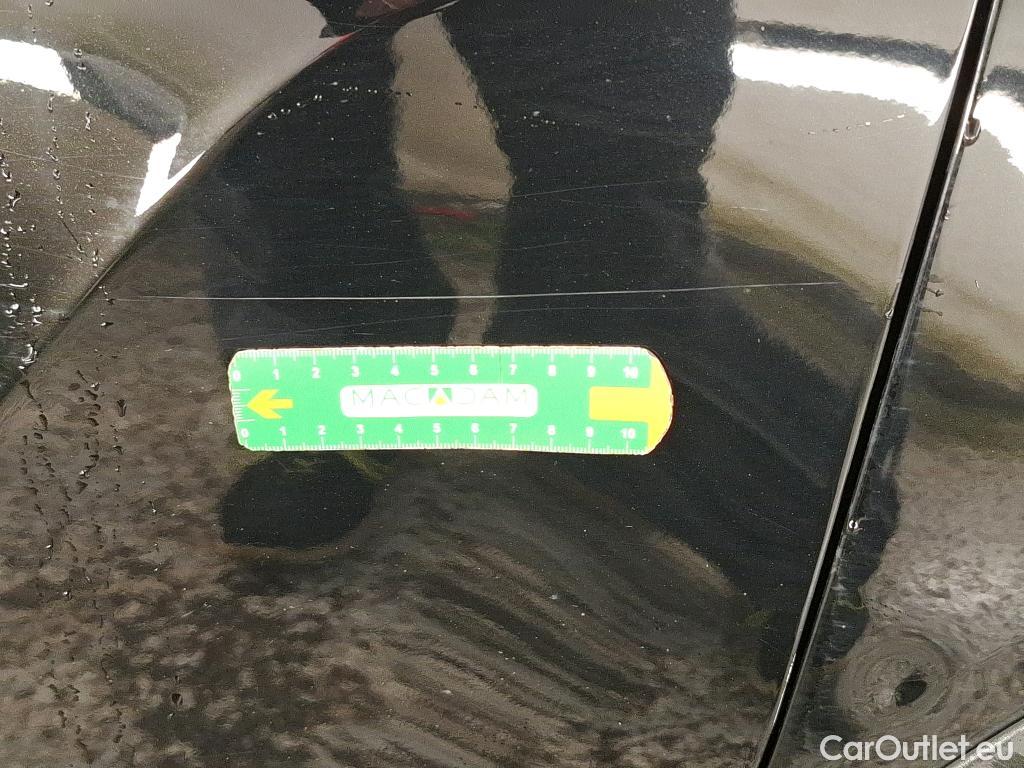  Citroen  C4 CITROEN  X / 2022 / 4P / Berline PureTech 130 S&S EAT8 Feel Pack #4