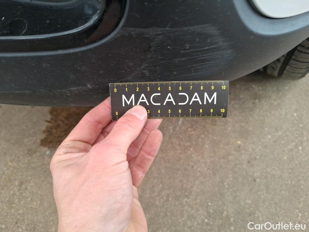  Citroen  C3  Feel Pack 1.2 PureTech 80CV BVM5 E6d #46