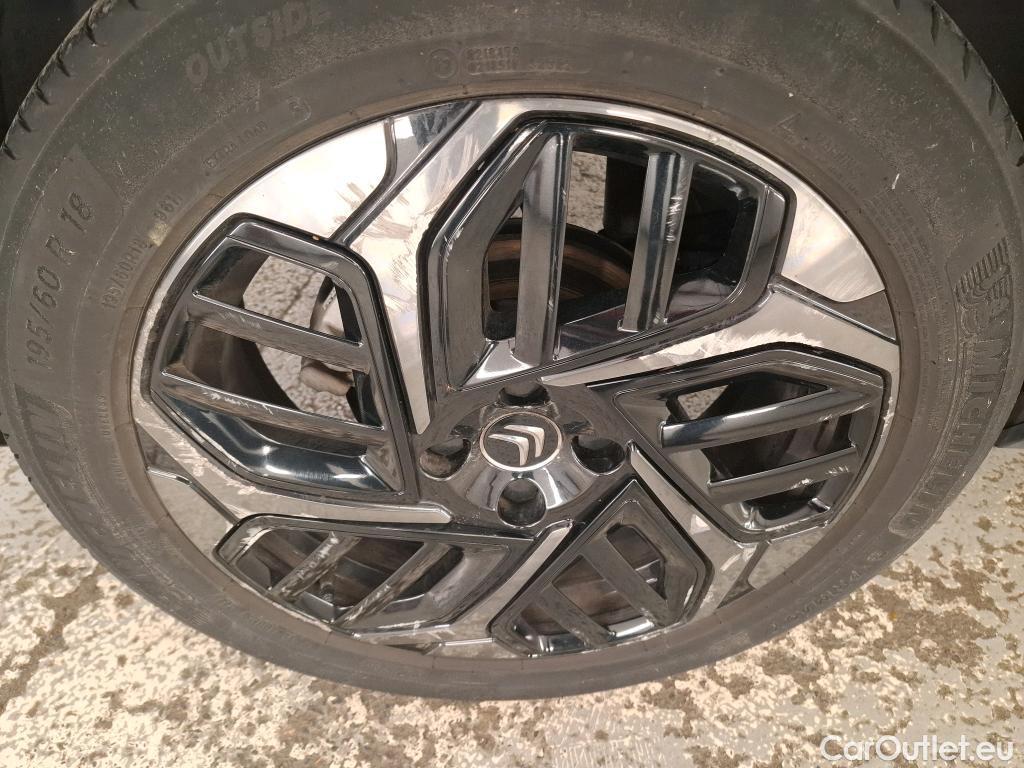  Citroen  C4  Berline Shine Pack 1.2 PureTech 130CV BVA8 E6d #26