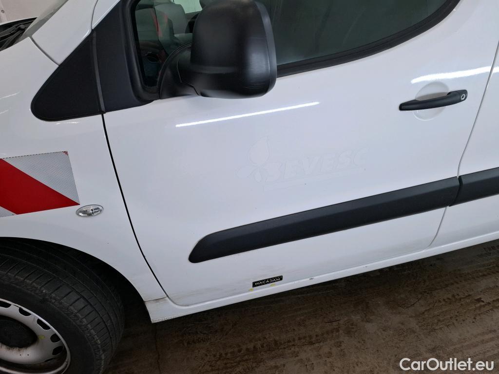  Citroen  Berlingo  Fourgon Club L1 (Court) 1.6 BlueHDi 100CV BVM5 E6 #39