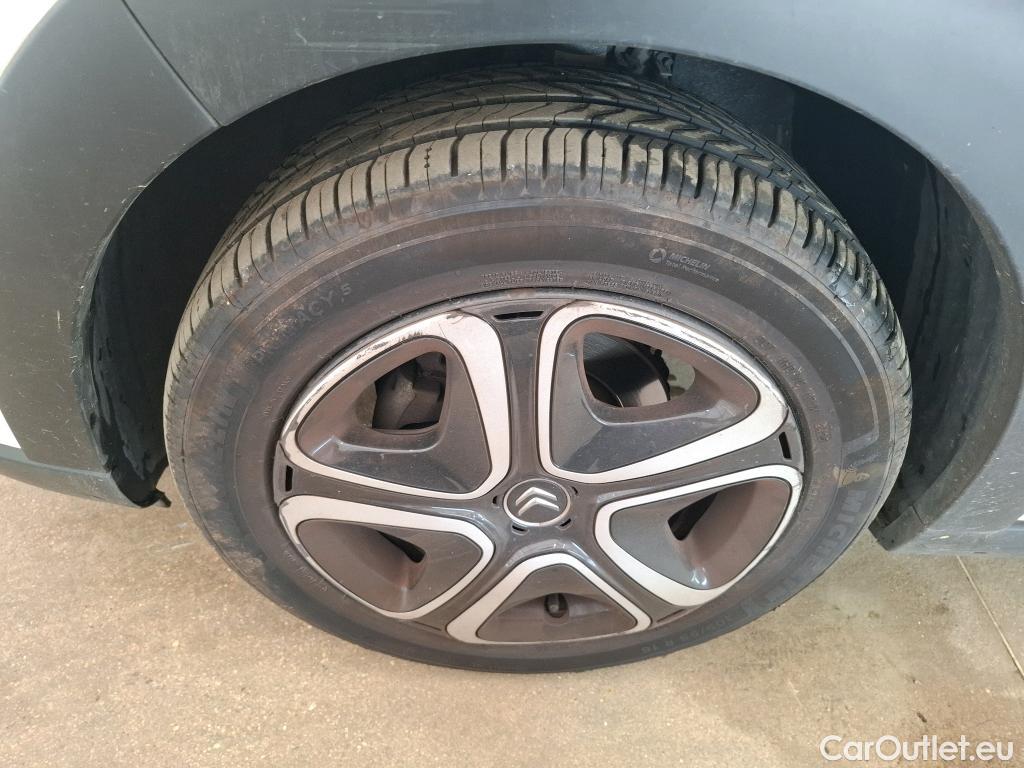  Citroen  C3  Feel Pack 1.2 PureTech 80CV BVM5 E6d #32