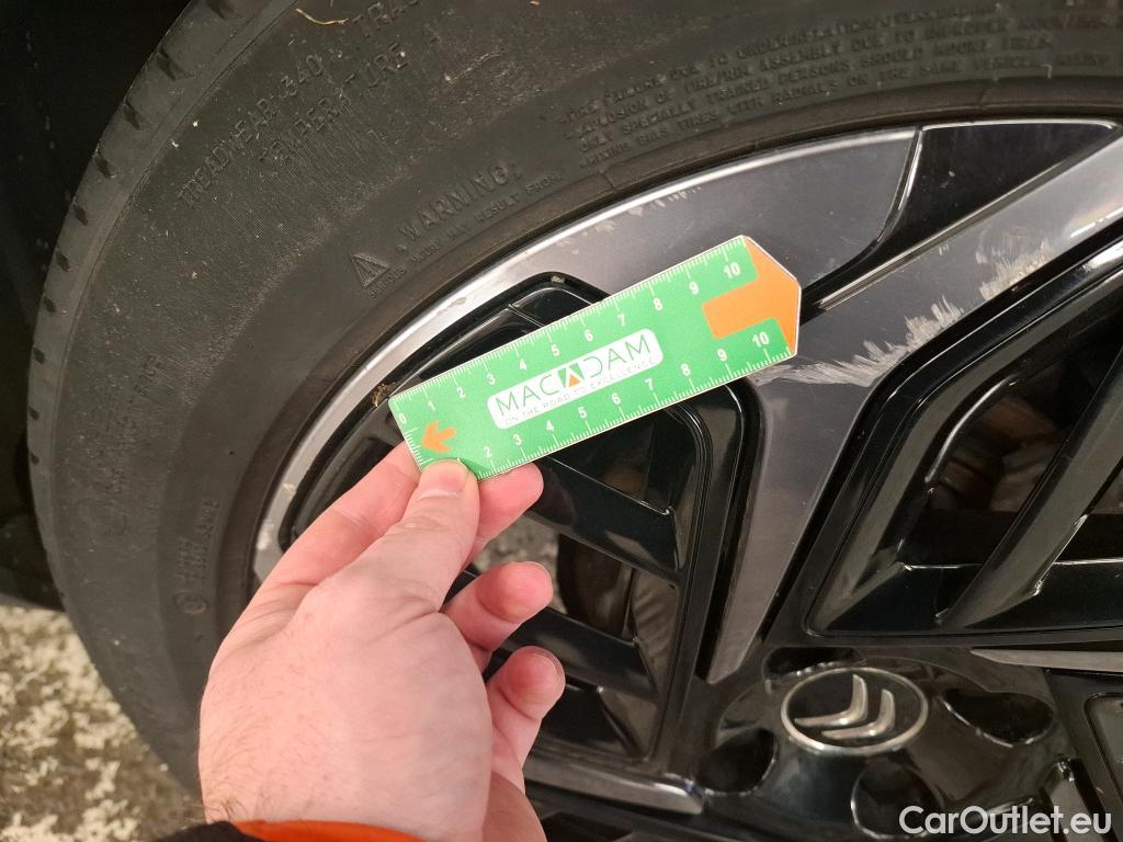  Citroen  C4  Berline Shine Pack 1.2 PureTech 130CV BVA8 E6d #23