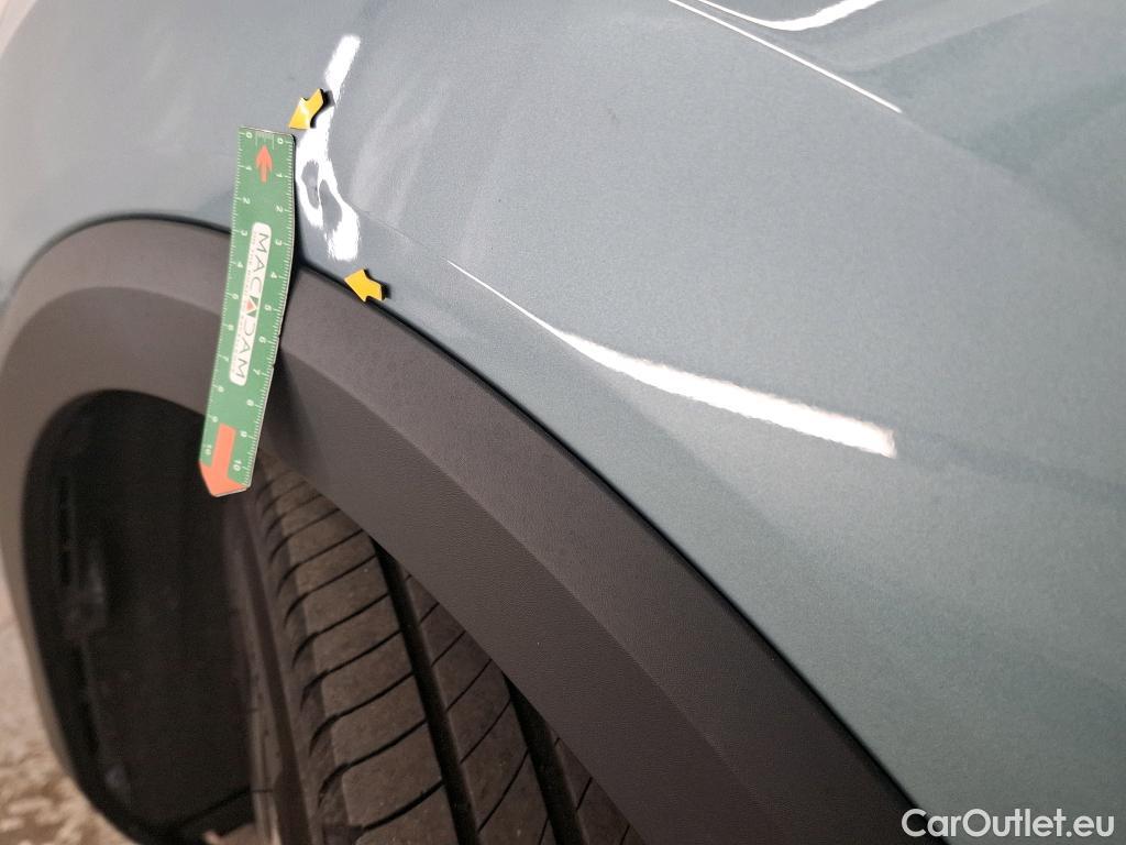  Citroen  C4  Berline Shine Pack 1.2 PureTech 130CV BVA8 E6d #35