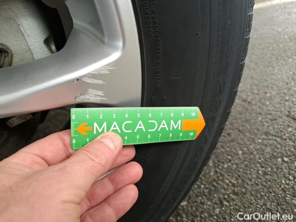  Ford  Kuga FORD  / 2019 / 5P / SUV 2.5 190 hybrid Flexifuel Pshift Titanium #6