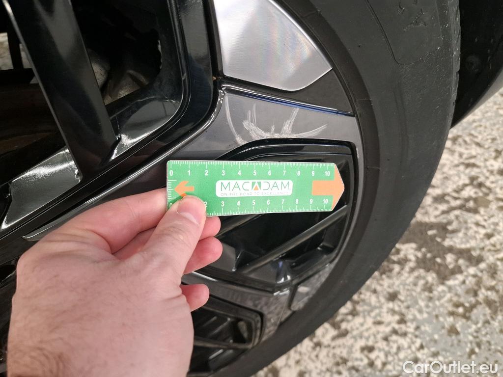  Citroen  C4  Berline Shine Pack 1.2 PureTech 130CV BVA8 E6d #21