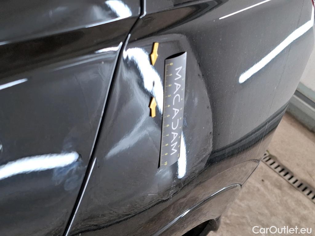  Opel   Grandland X Grandland X Elegance Business 1.5 130CV BVA8 E6d #26