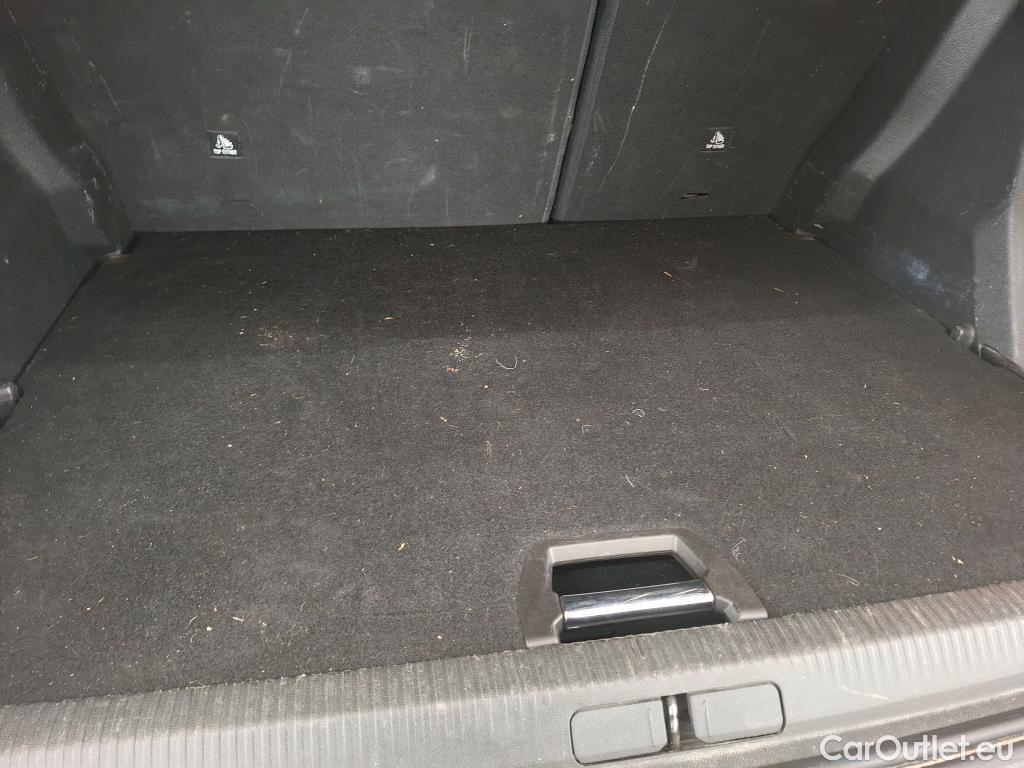  Peugeot  2008  Allure Business 1.5 HDi 110CV BVM6 E6d #28