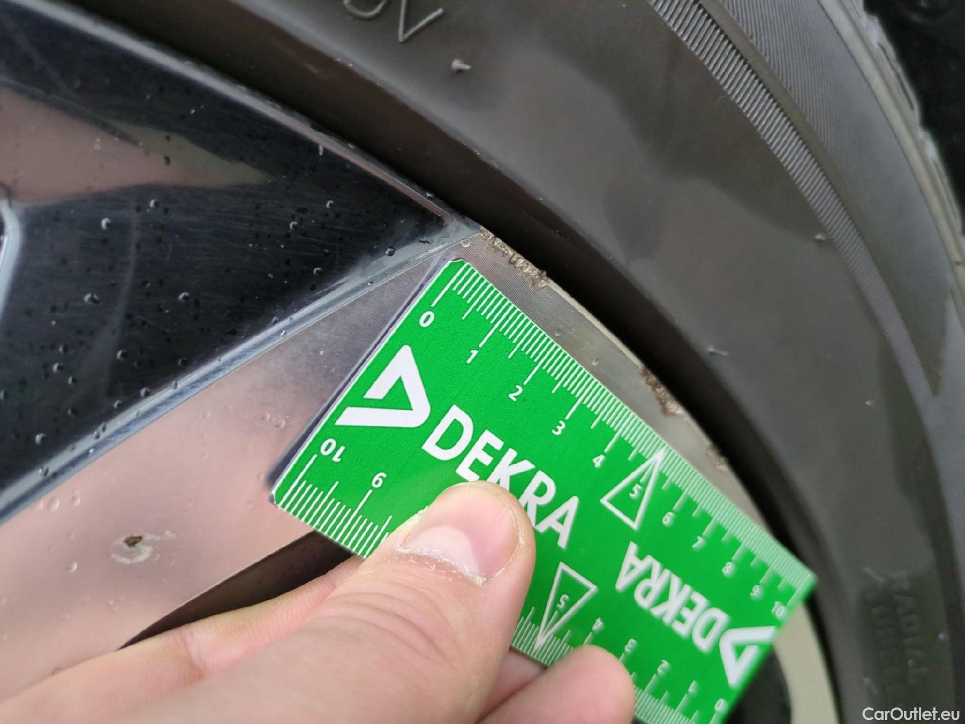  Renault  Arkana RENAULT  / 2021 / 5P / SUV Intens TCe 140 EDC -21B #5