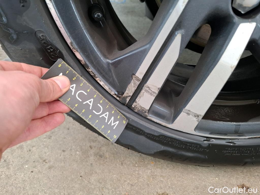  Peugeot  208  Allure Business 1.2 PureTech 100CV BVA8 E6d #34