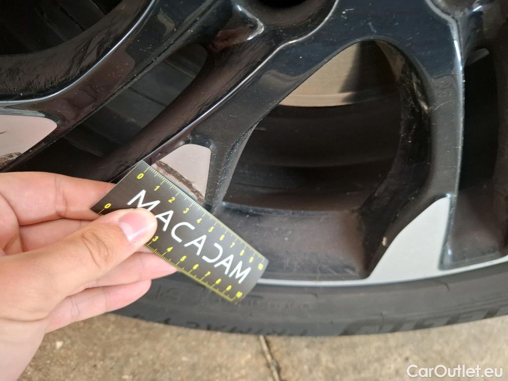  Opel   Grandland X Grandland X Elegance Business 1.5 130CV BVA8 E6d #36