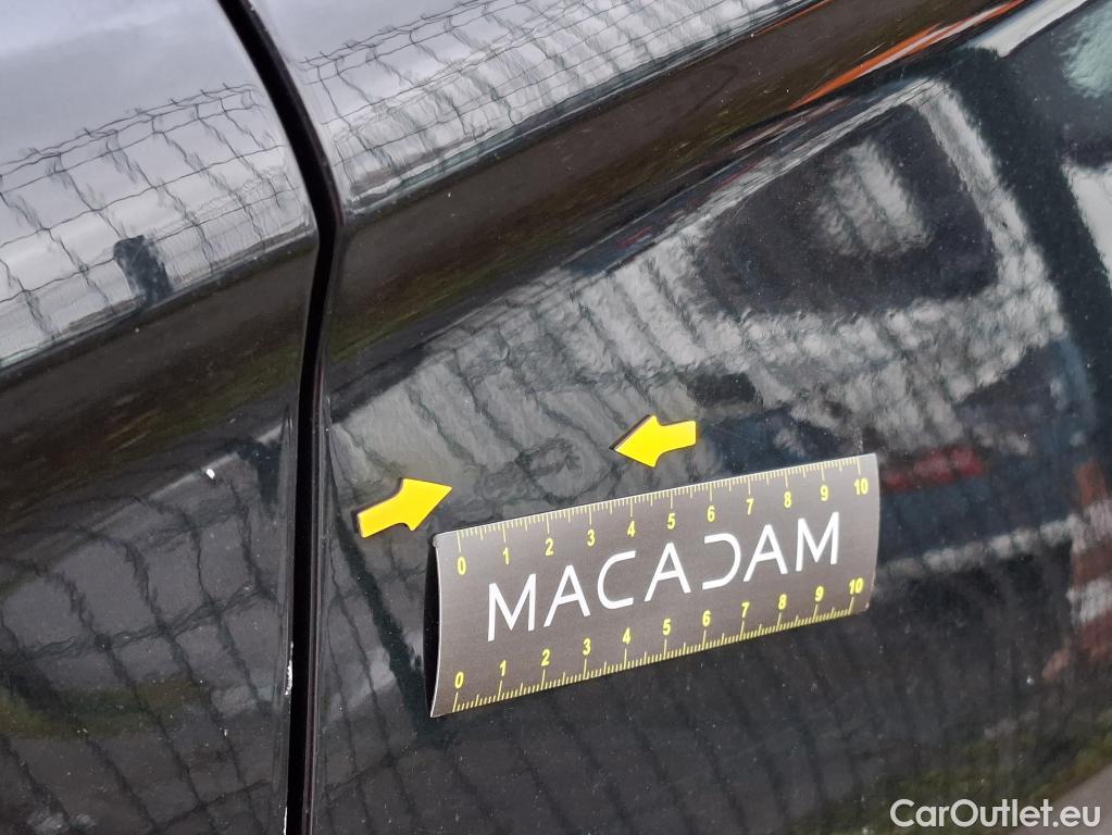  Opel   Grandland X Grandland X Elegance Business 1.5 130CV BVA8 E6d #29