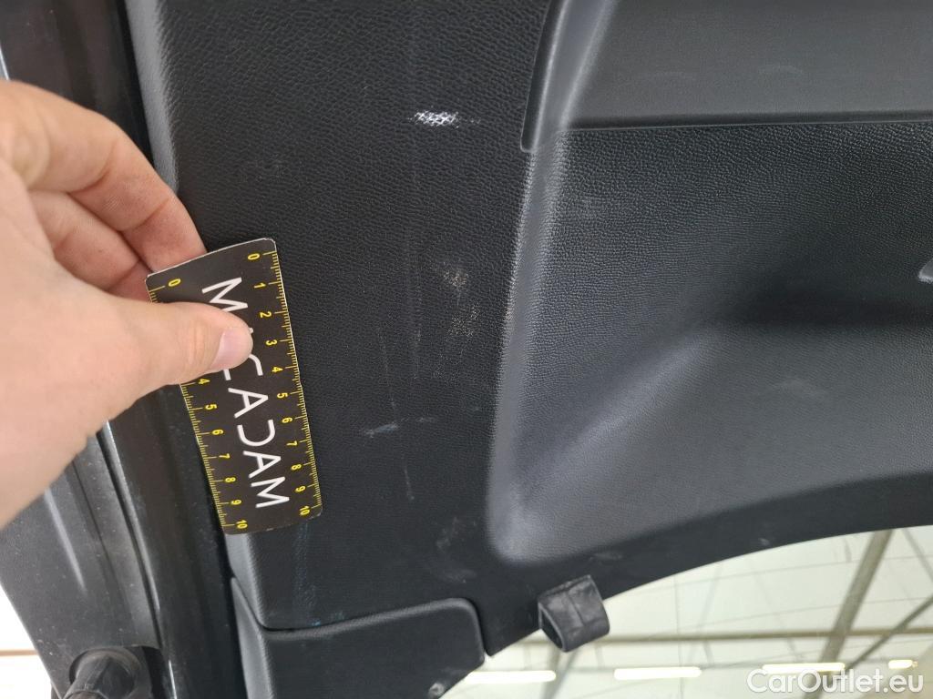  Peugeot  2008  Allure Business 1.5 HDi 110CV BVM6 E6d #40