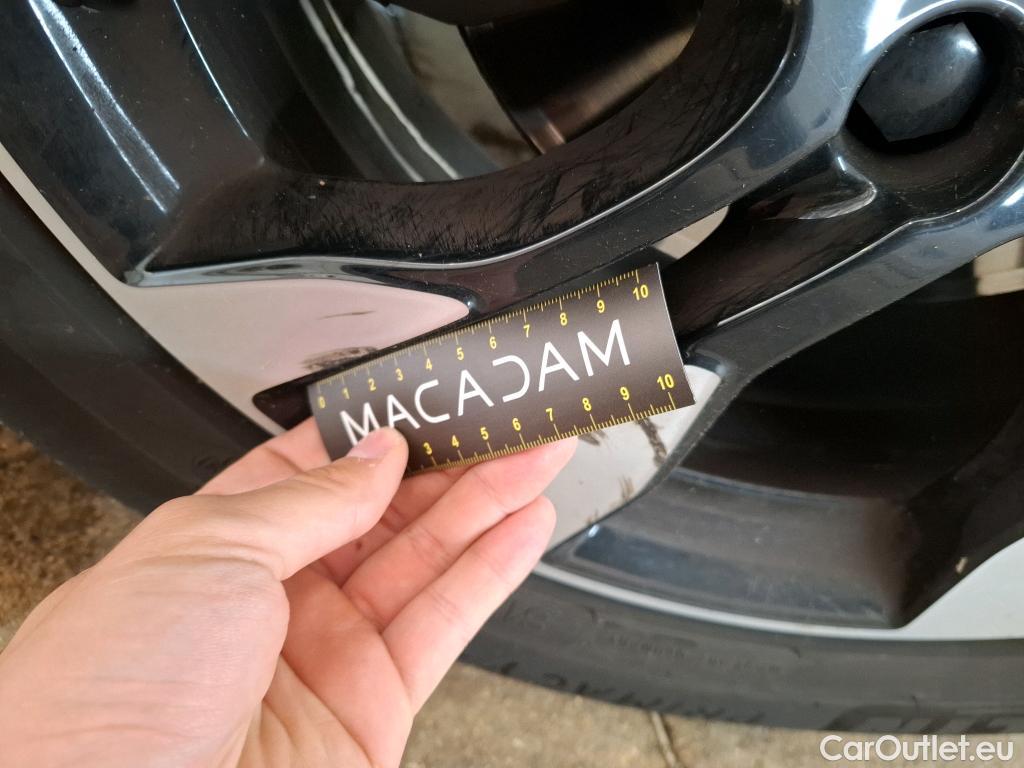  Opel   Grandland X Grandland X Elegance Business 1.5 130CV BVA8 E6d #37